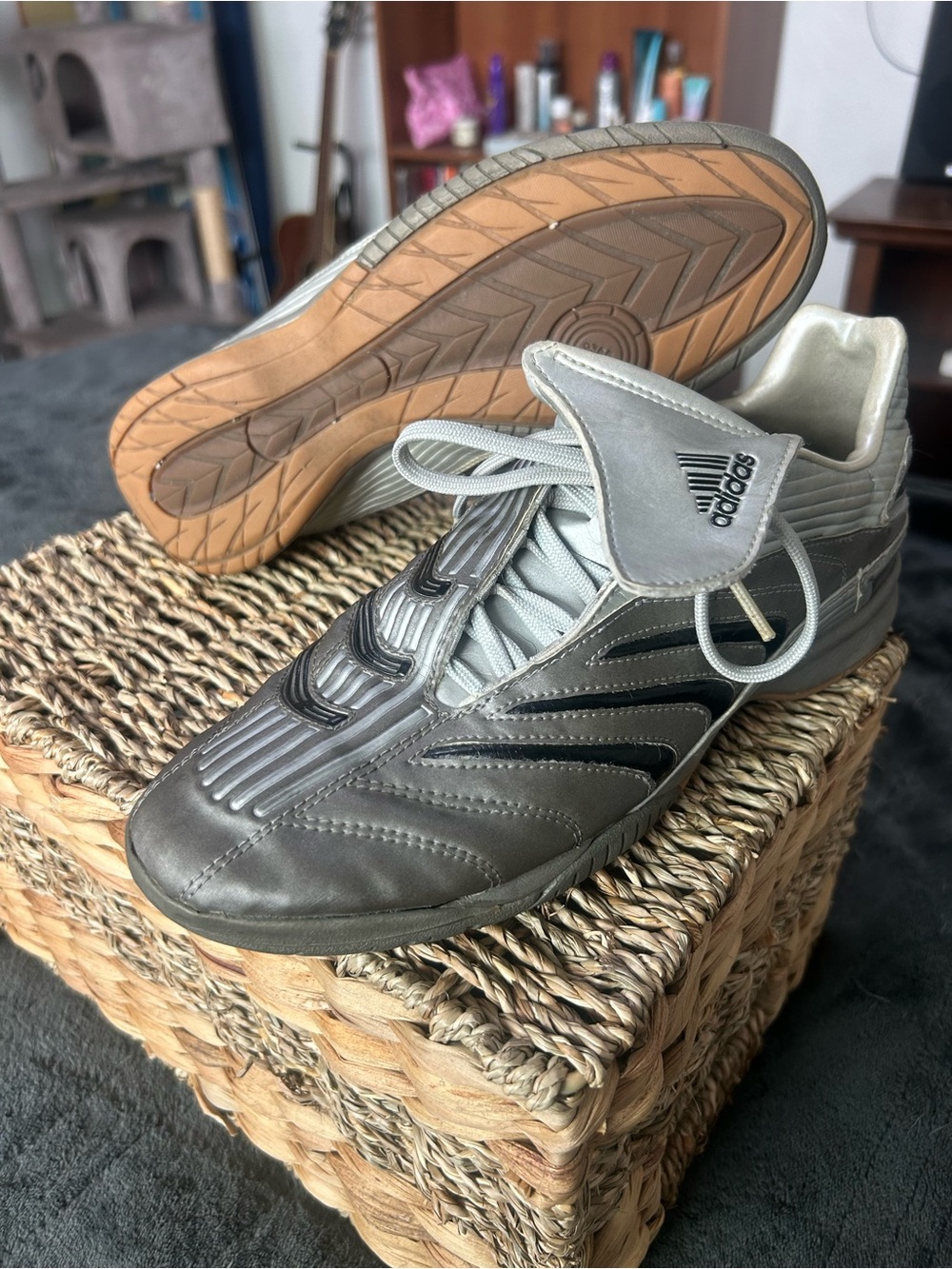 Vintage Adidas Predator Pulse Sala Indoor/Futsal Soccer Shoes